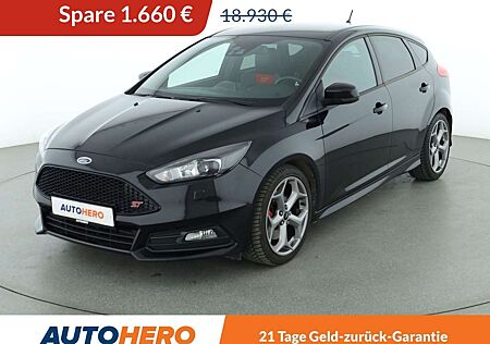 Ford Focus gebraucht kaufen Ford Focus 2.0 EcoBoost ST *NAVI*PDC*SHZ*LHZ*TEMPO*ALU*KLIMA*