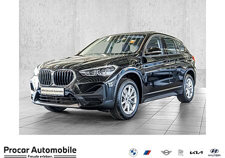 BMW X1 sDrive18i PANO RFK NAVI LED PDC V+H DAB LM