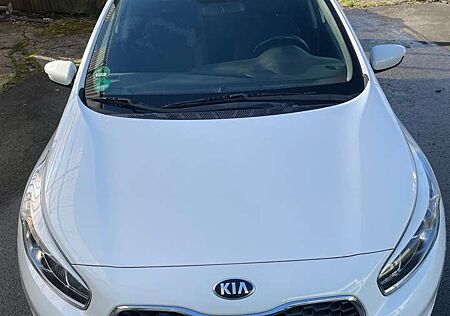 Kia Cee'd Ceed / Ceed 1.4 CVVT Vision