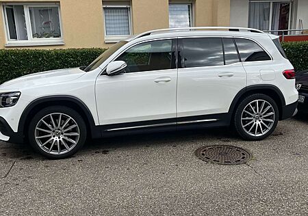 Mercedes-Benz GLB 220 220 d (247.614)