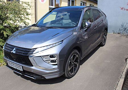 Mitsubishi Eclipse Cross Plug-in Hybrid TOP 2.4 Pano