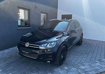 VW Touareg Volkswagen V8 TDI/Pano/