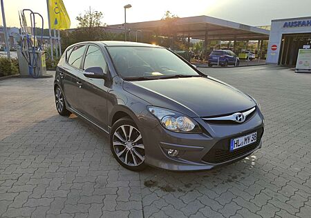 Hyundai i30 1.6 CRDi WM FIFA Edition