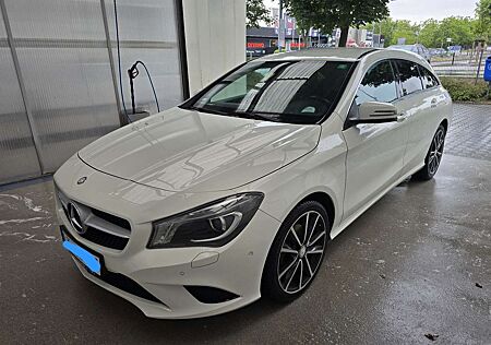 Mercedes-Benz CLA 200 Shooting Brake