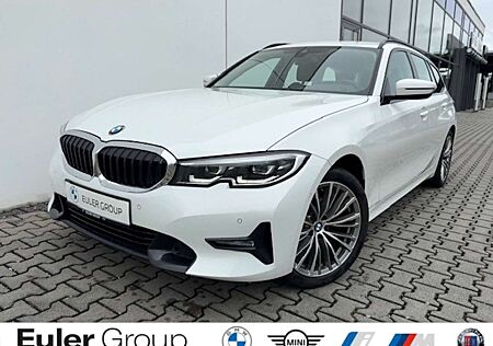 BMW 320 d A xDrive Touring Sport Line HiFi Parkass