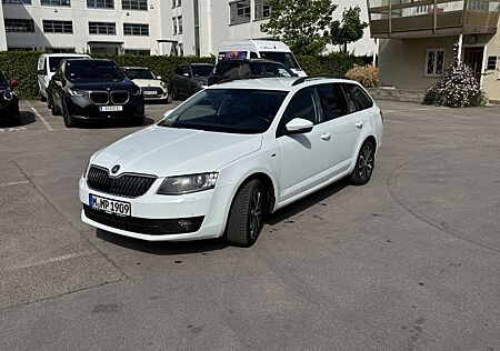 Skoda Octavia 1.4 Combi*PDC*SHZ*KLIMA*TÜV 04/27 DSG