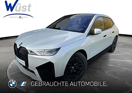 BMW iX xDrive50 Sportpaket HK HiFi DAB Aktivlenkung