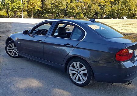 BMW 330i 330
