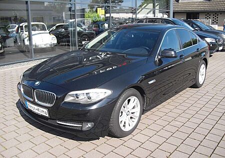 BMW 523 i Automatik LEDER NAVI PDC Sitzhzg.ALU