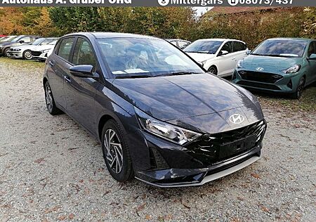 Hyundai i20 T-GDI (100 PS) Trend + Komfortpaket Navi+Klimaauto