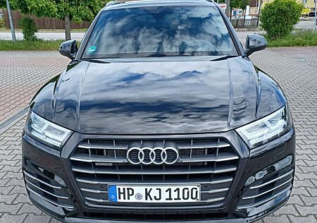 Audi Q5 2.0 TFSI hybrid quattro tiptronic