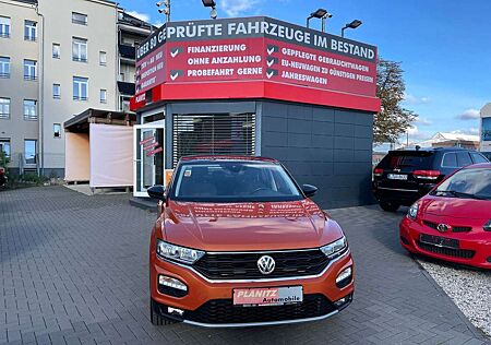 VW T-Roc Volkswagen Style 4Motion/NaviTempomat/Bluetooth/PDC/USB/Wlan