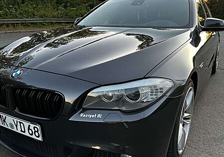 BMW 530d 530 Touring Sport-Aut. M-paket