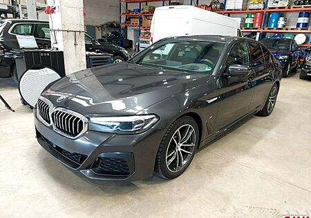 BMW 530 i xDrive M Sport Sdach*HUD*Laser*ACC*belüSit