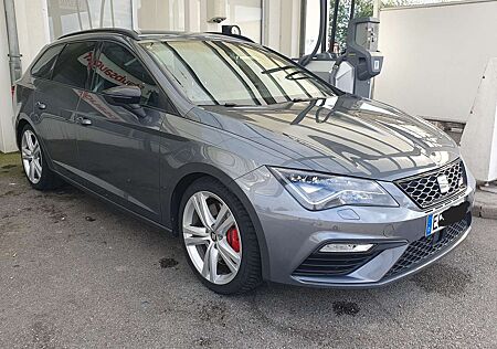 Seat Leon ST 300 - mit Garantie - DSG LED Alcantara