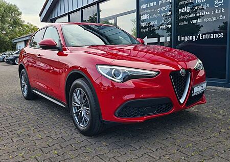 Alfa Romeo Stelvio 2.2D 16V Business AT8-Q4 - ASSISTS - AHK