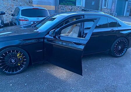 BMW 750Li 750
