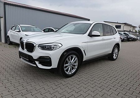 BMW X3 xDrive 30 e Advantage Plug In Hybrid