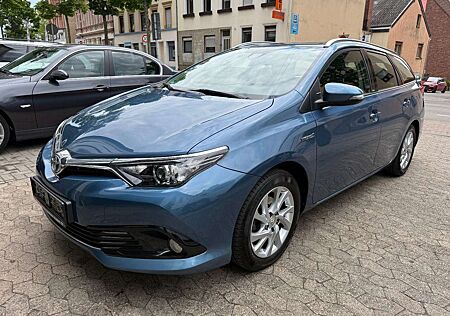 Toyota Auris 1.8 Touring Sports Hybrid Edition-S