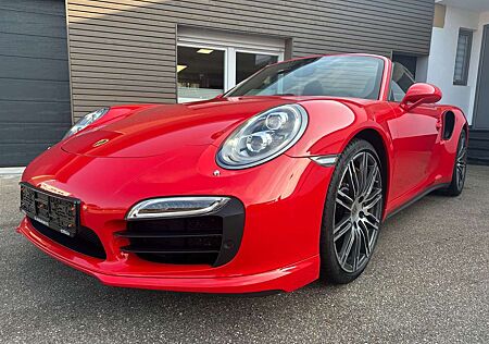 Porsche 911 Turbo S Cabrio/Keramik/Schalensitze/1.Hand