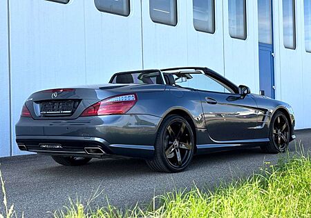 Mercedes-Benz SL 500 AMG 4.7 V8 Biturbo/Massage/H&K/Pano.-Dach
