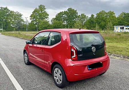 VW Up Volkswagen ! MOVE / TÜV NEU / ELEK.FENST/ 1.HAND / SCHECKHE