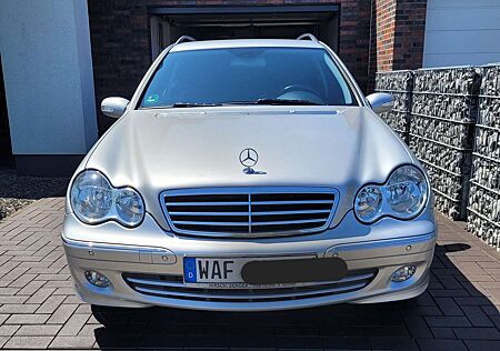 Mercedes-Benz C 200 T Kompressor Automatik Avantgarde