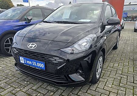Hyundai i10 1.0 5MT Navi Rückfahrkamera SHZ DAB beh. Lenkrad