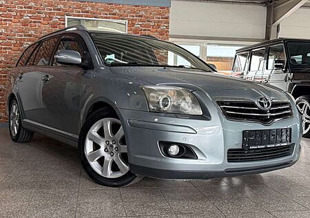 Toyota Avensis Kombi 2.4-Automatik-Leder-Navi-AHK-Xenon