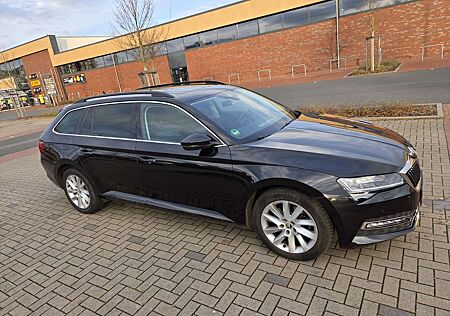 Skoda Superb Combi 2.0 TDI DSG Style