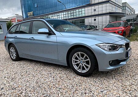 BMW 320 i Touring*Aut.*55.386 KM*gepflegter Zustand