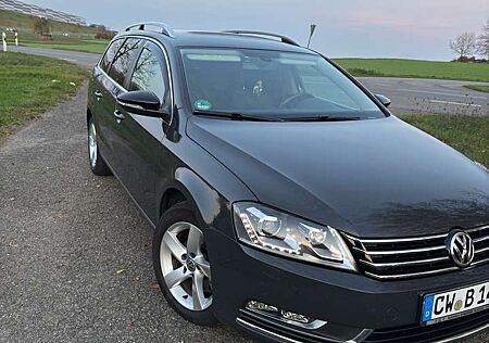 VW Passat Variant Volkswagen 2.0 TDI SCR DSG 4 Motion Comfortline