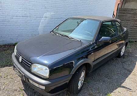 VW Golf Volkswagen CABRIO AUTOM. elek.VERECK,LEDER, TÜV 7/2026