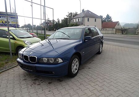 BMW 520 5er Touring Klima Sitzheizung Radio Alu. HU AU Neu