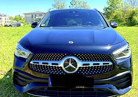 Mercedes-Benz GLA 250 - 4Matic - AMG line
