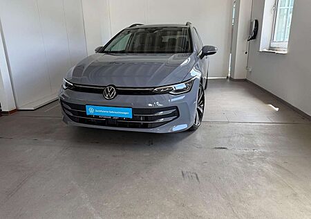VW Golf Variant Volkswagen Style Golf VIII Variant 1.5 TSI Navi AHK Kamera Ma