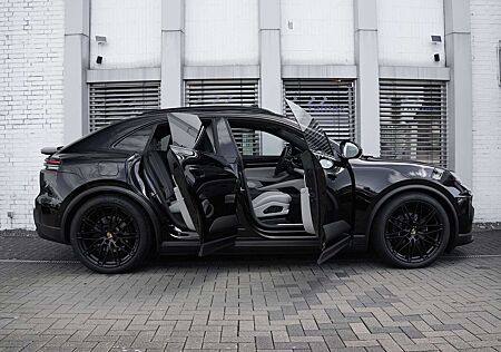 Porsche Macan 4 Electric ACC-LUFTF-PANO-BOSE-22"RS-LEDER KREIDE