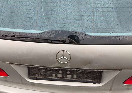 Mercedes-Benz E 320 T model