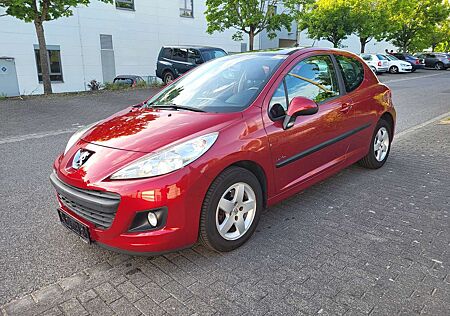 Peugeot 207 3-T 95 VTi Tendance Inspektion/Tüv Neu