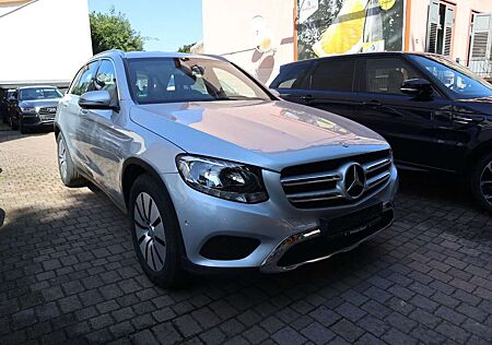 Mercedes-Benz GLC 250 d 4Matic AHK Leder Navi Kamera Wenig KM