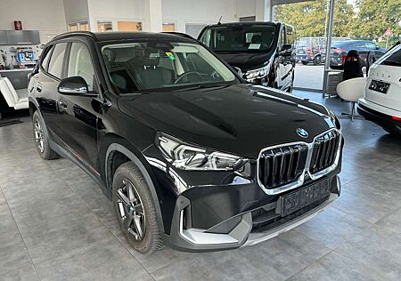 BMW X1 xDrive20d M-Paket/NAV/LED/ACC/MASSAGE/CAM/G26