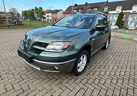 Mitsubishi Outlander 2.4 Intense *GAS LPG)
