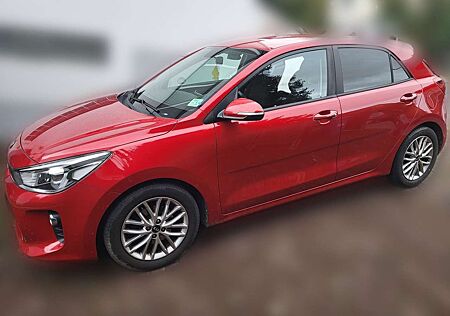 Kia Rio 1.0 T-GDI 100Dream-Team Edition