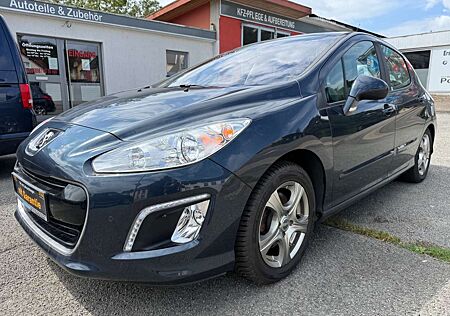 Peugeot 308 Allure Leder Navi Sitzheizung Pdc AHK Pano