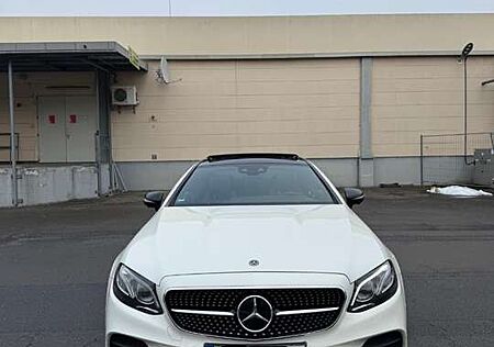 Mercedes-Benz E 300 E Coupe AMG L*pano*widescreen*360kam*night paket.