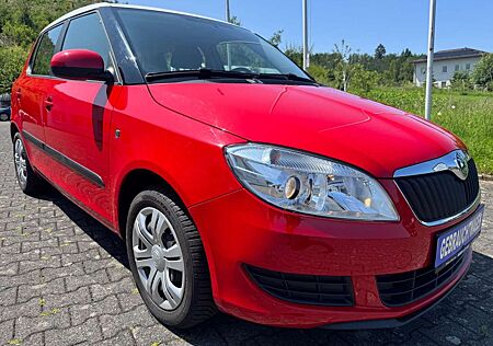 Skoda Fabia Ambiente-1,2-NUR 57000 KM-Tüv/Au neu-