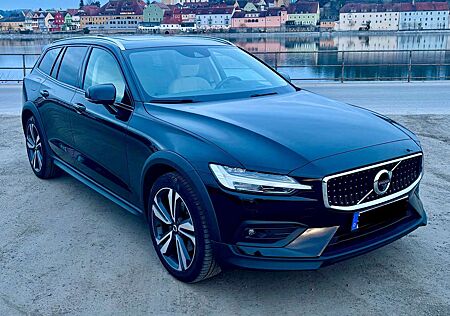 Volvo V60 CC V60 Cross Country V60 Cross Country D4 AWD Geartronic Pro