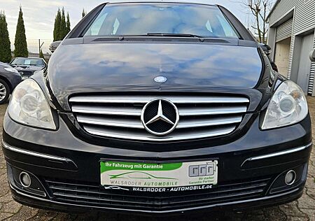 Mercedes-Benz B 150 Allwetterreifen*AHK*Chrom-Paket*Navi*Alufelgen*Kli