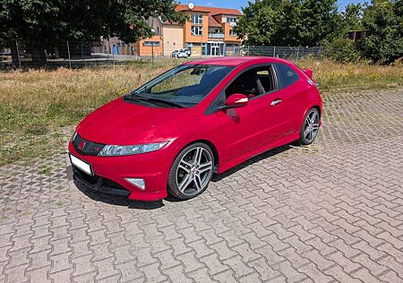 Honda Civic 2.0 i-VTEC Type R mit Grand Prix Kit | 8-fach bereift | Civic Fließheck  3-Türer
