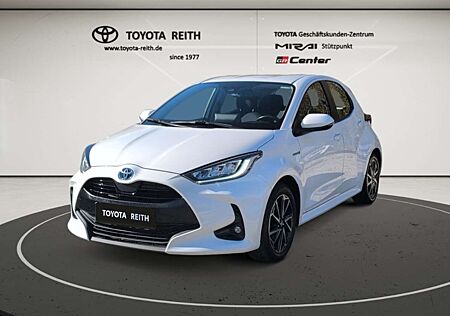 Toyota Yaris Hybrid Team Deutschland Navi LED Apple CarPlay And